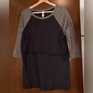 Latched Mama Dark Blue and Gray Nursing Shirt with 3/4 Sleeves XL NWOT